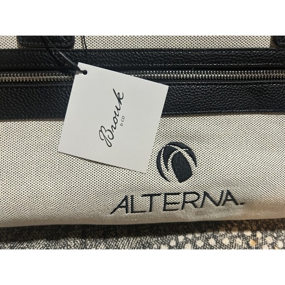 Brouk & Co Capri 2 In 1 Garment Duffle Weekender Travel Bag Ivory Black - Picture 8 of 13